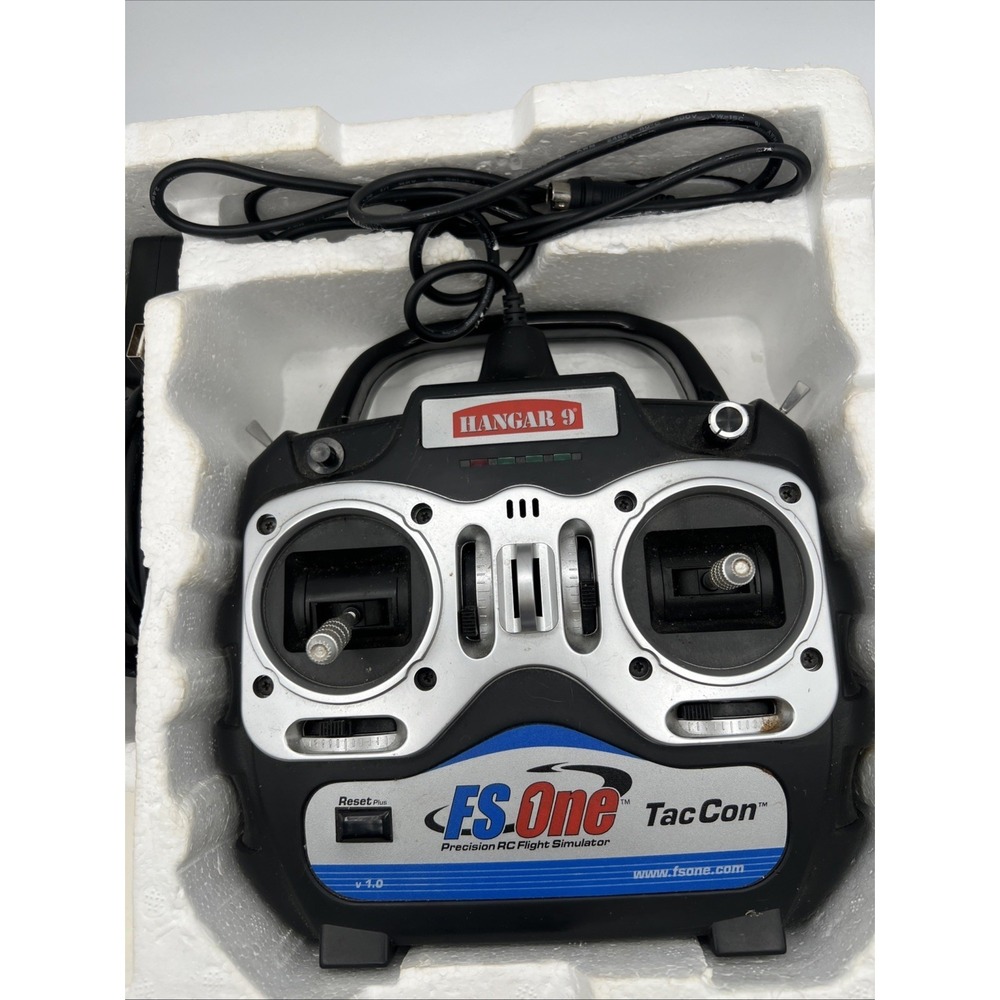 Hangar 9 FS One Precision RC Flight Simulator controller - Picture 8 of 9